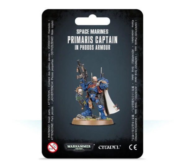 SPACE MARINES CAPTAIN IN PHOBOS ARMOUR